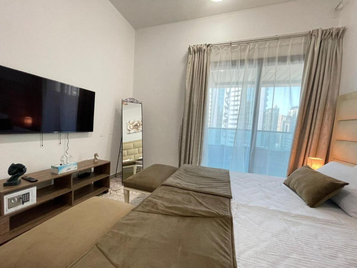 Private Gorgeous Room With Marina View With Shared Kitchen In Shared Apartment Дубай Екстер'єр фото